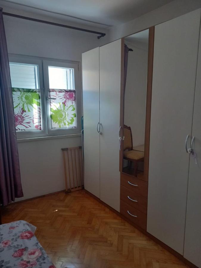 Apartman Rebeka Jezera Dış mekan fotoğraf