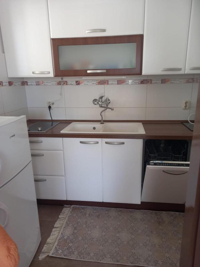 Apartman Rebeka Jezera Dış mekan fotoğraf